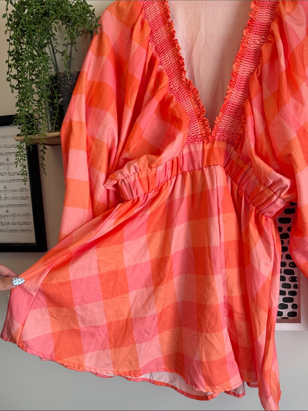 Pink & Orange Checkered Deep V Balloon Sleeve Romper - Picture 4 of 5